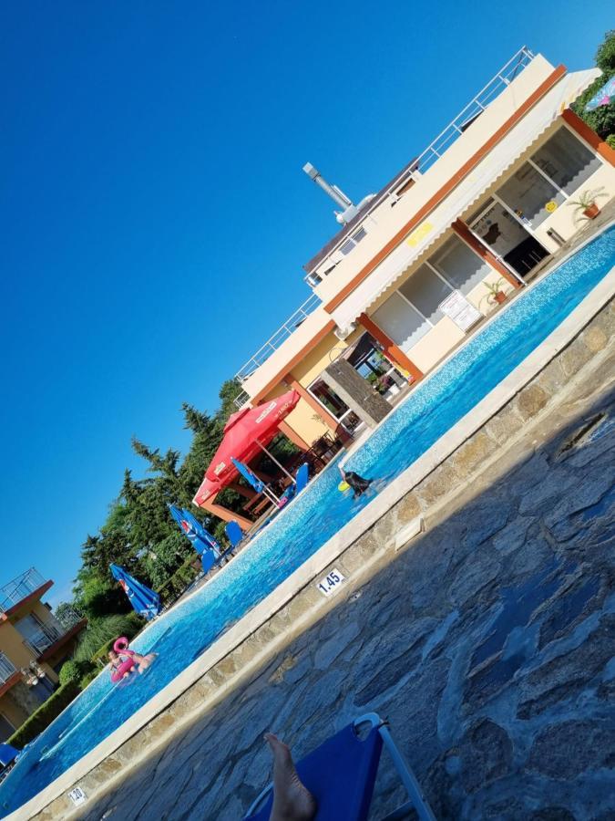 Mappy Holidays Aparthotel โซโซโปล ภายนอก รูปภาพ