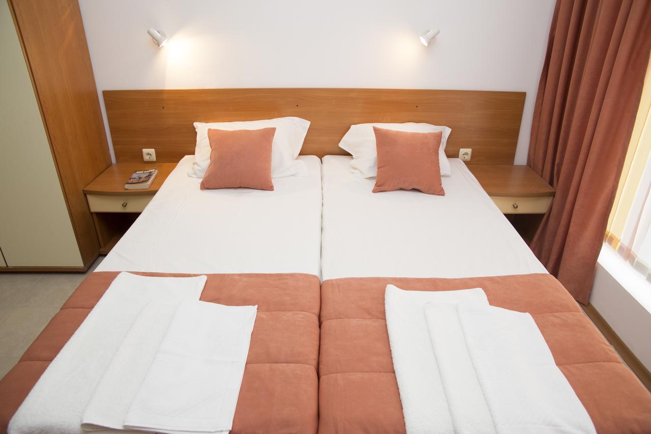 Mappy Holidays Aparthotel โซโซโปล ภายนอก รูปภาพ