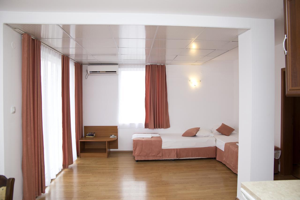 Mappy Holidays Aparthotel โซโซโปล ภายนอก รูปภาพ