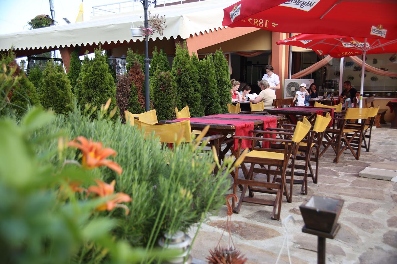 Mappy Holidays Aparthotel โซโซโปล ภายนอก รูปภาพ